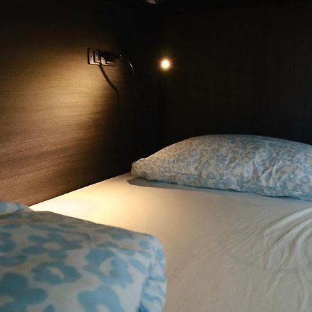 Хостел Ritz For Backpackers Мельбурн Экстерьер фото