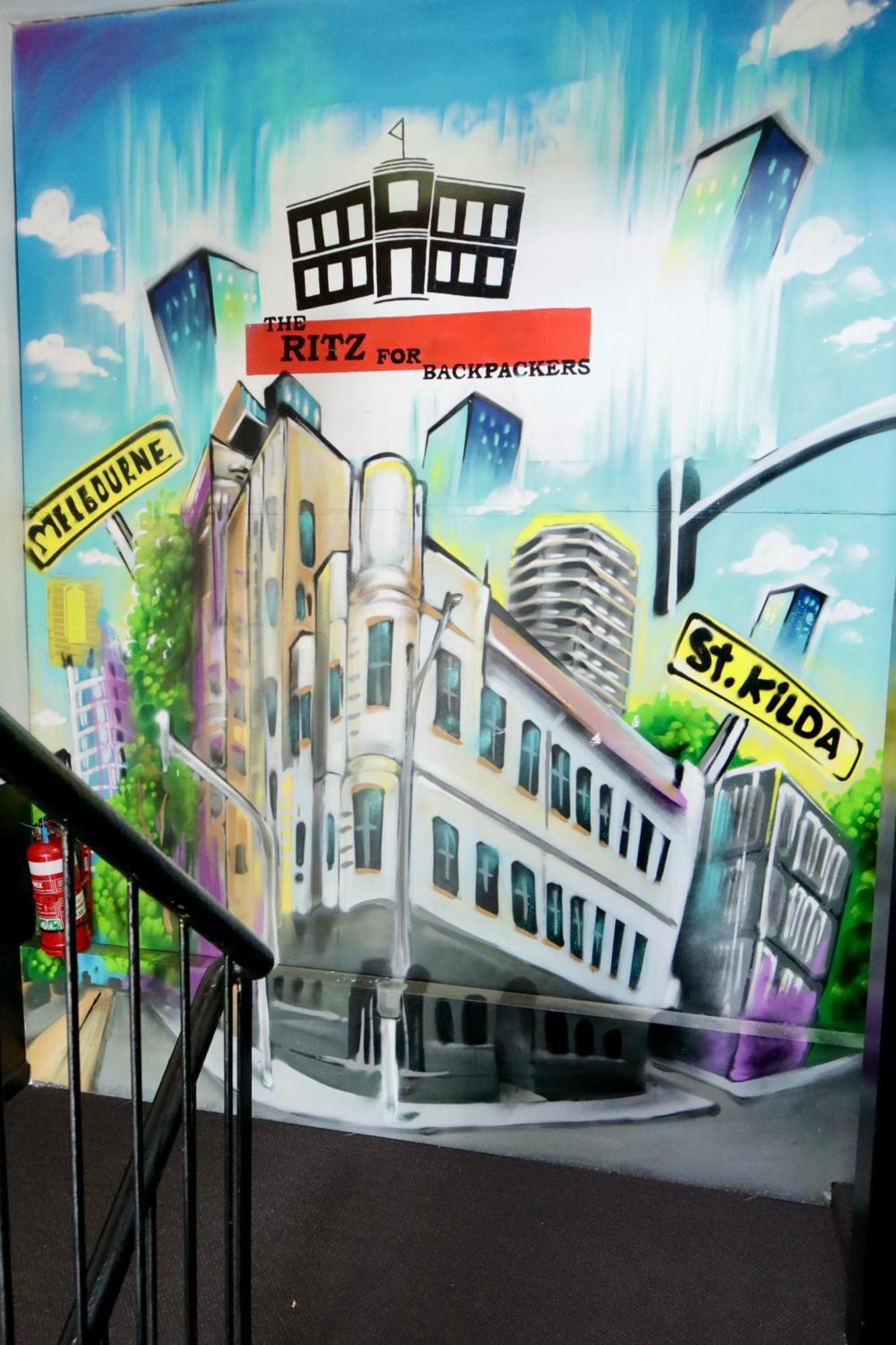 Хостел Ritz For Backpackers Мельбурн Экстерьер фото