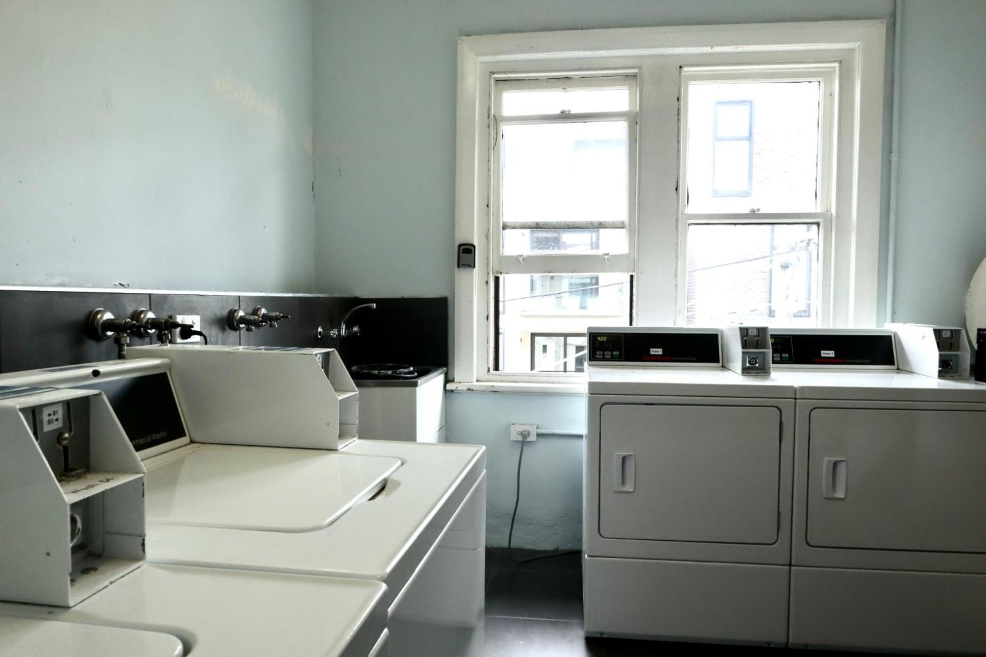 Хостел Ritz For Backpackers Мельбурн Экстерьер фото