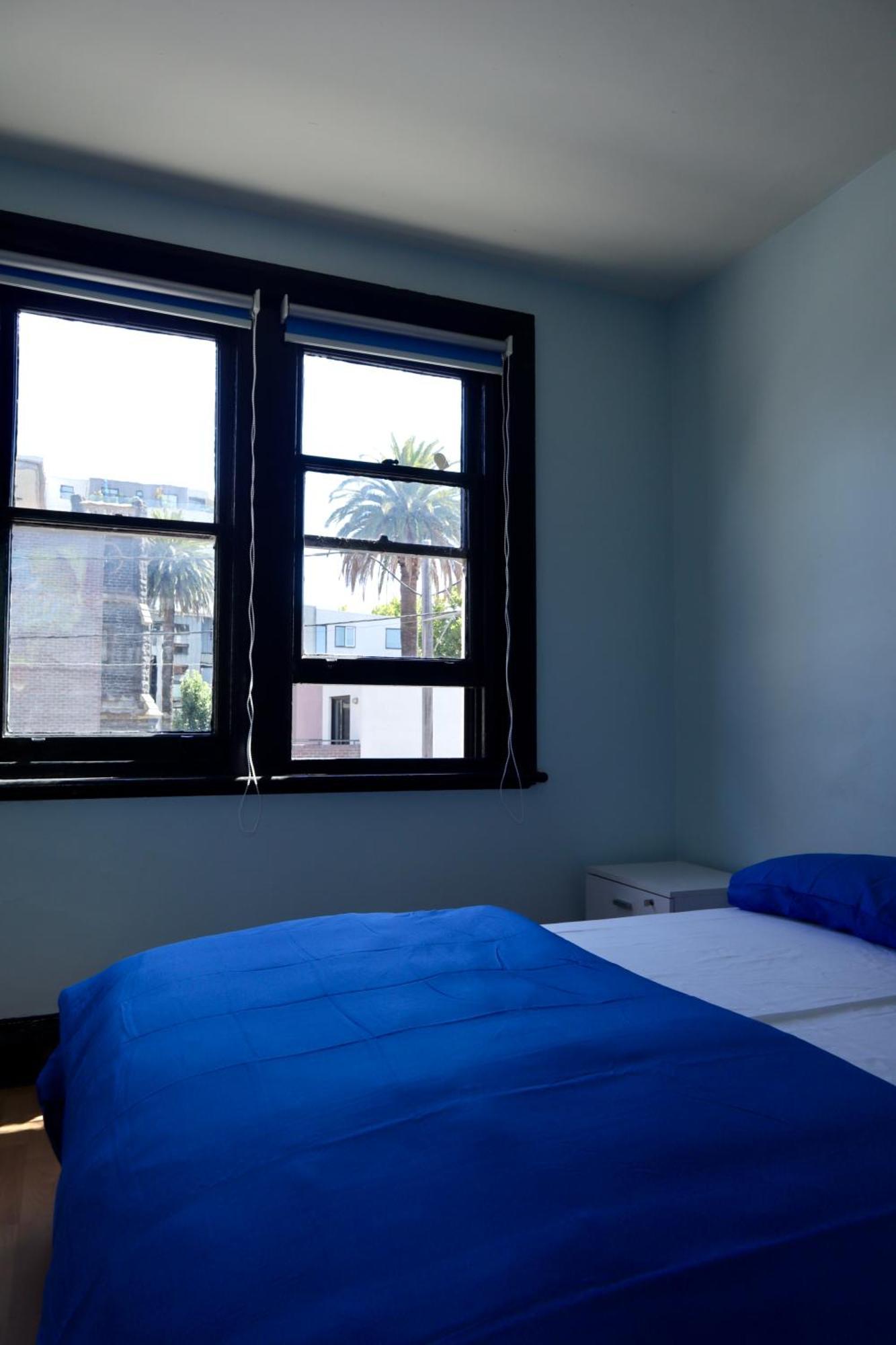 Хостел Ritz For Backpackers Мельбурн Экстерьер фото